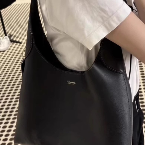 Coach Shoulder Bag Brooklyn 28 - Picture 5 of 5